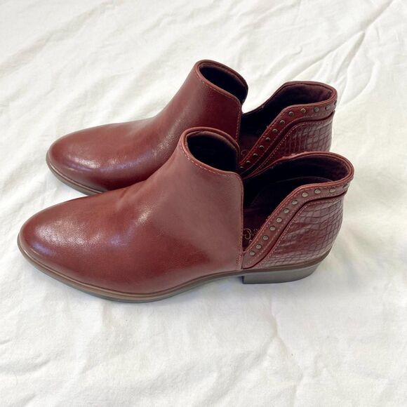 Baretraps Avril Ankle Boot  Western Burgundy Red Croc Studded Booties US 8 NEW - Picture 4 of 8